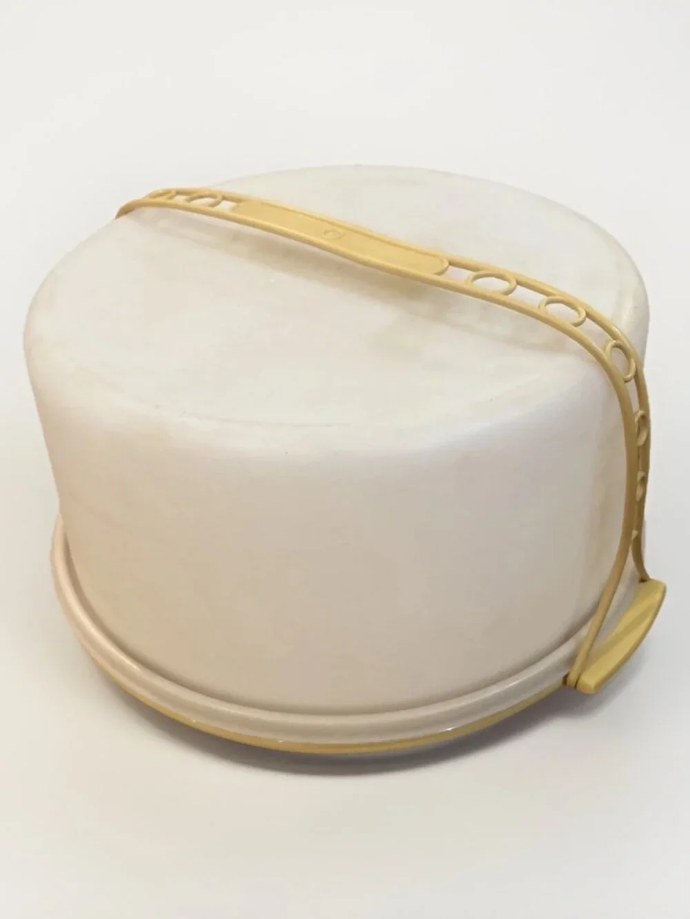 Vintage Tupperware Round Cake Taker Holder Carrier with Handle Yellow 1256-2